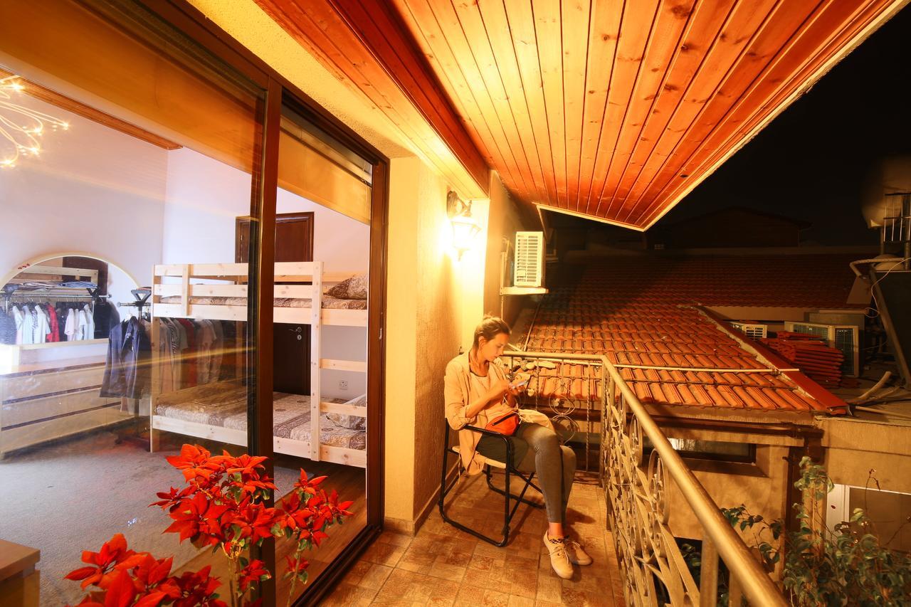 Хостел Satori House Лимасол Экстерьер фото